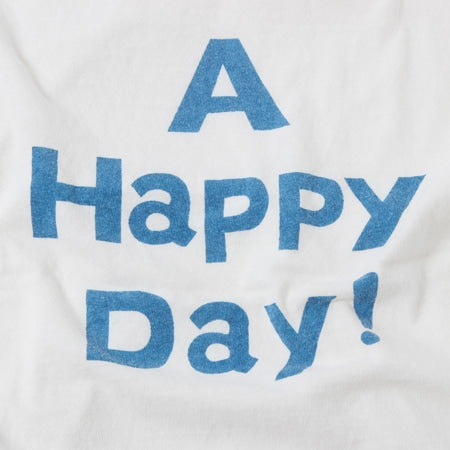 A HAPPY DAY! Tシャツ スリム