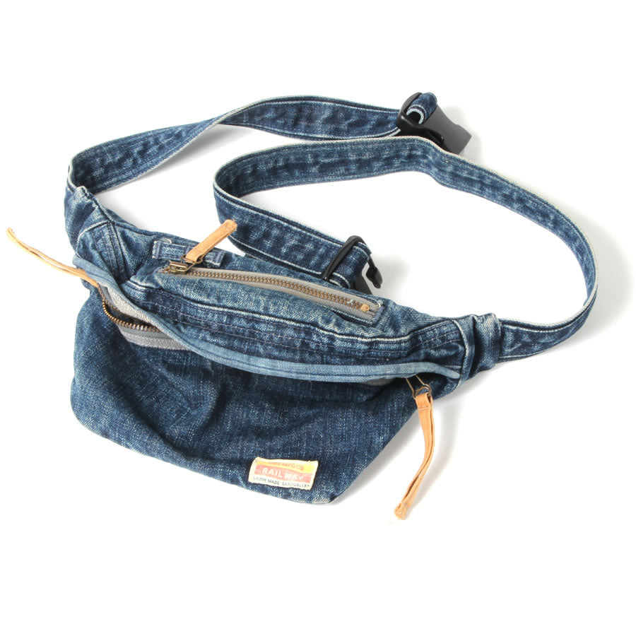 ウエストバッグ