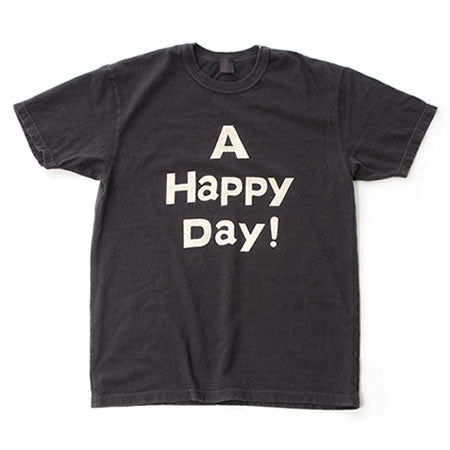 A HAPPY DAY! Tシャツ