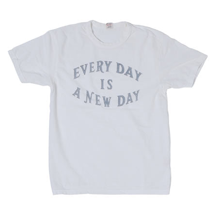 NEW DAY Tシャツ ホワイト