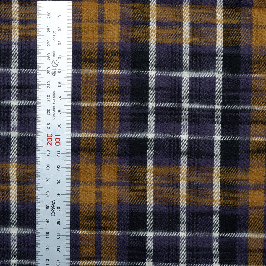 Slubby flannel fabric
