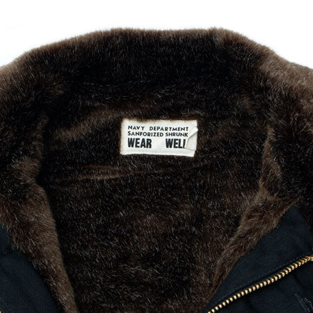 ショート丈デッキジャケット